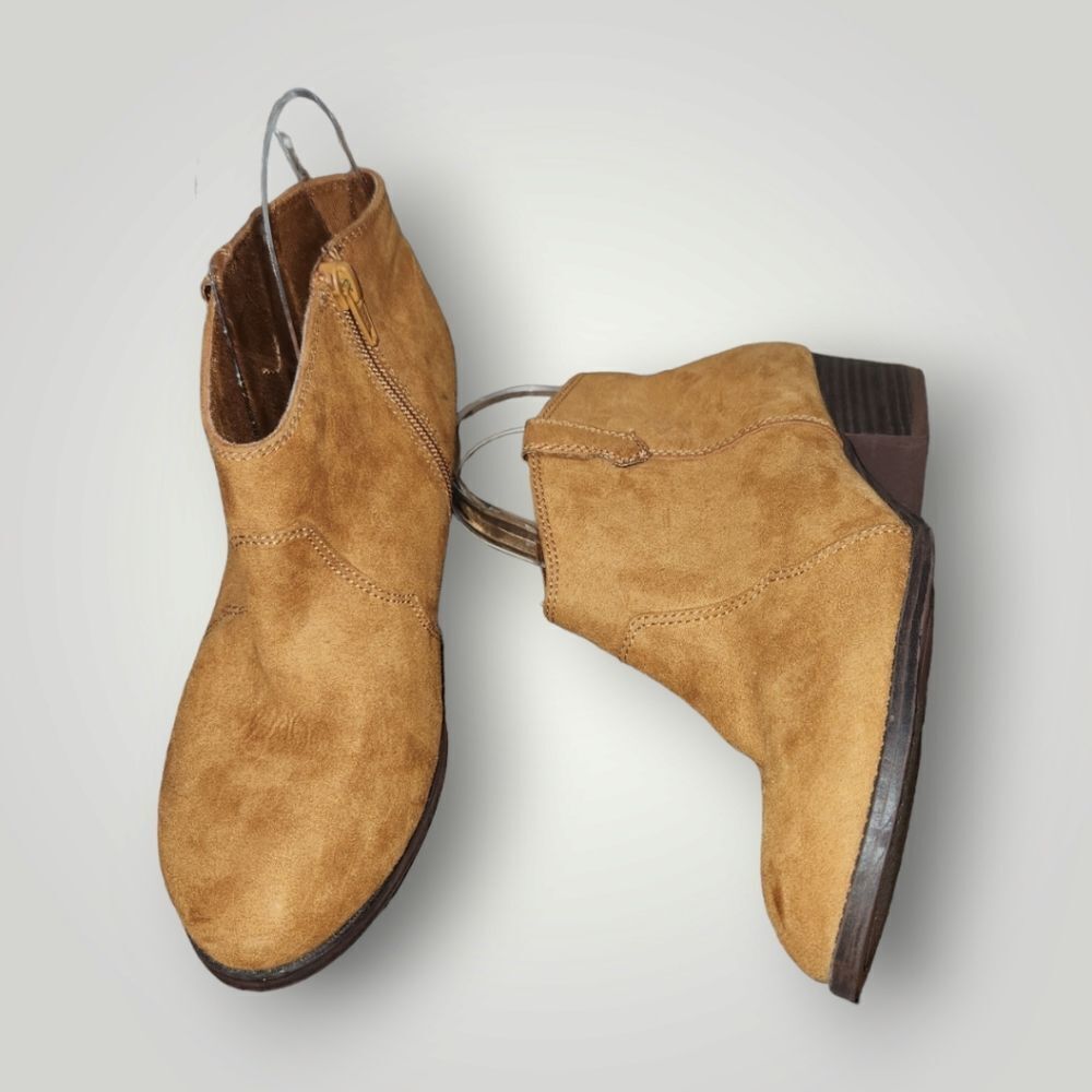 Women’s Western Ankle Boots Size 4 Burnt Ginger Faux-Suede